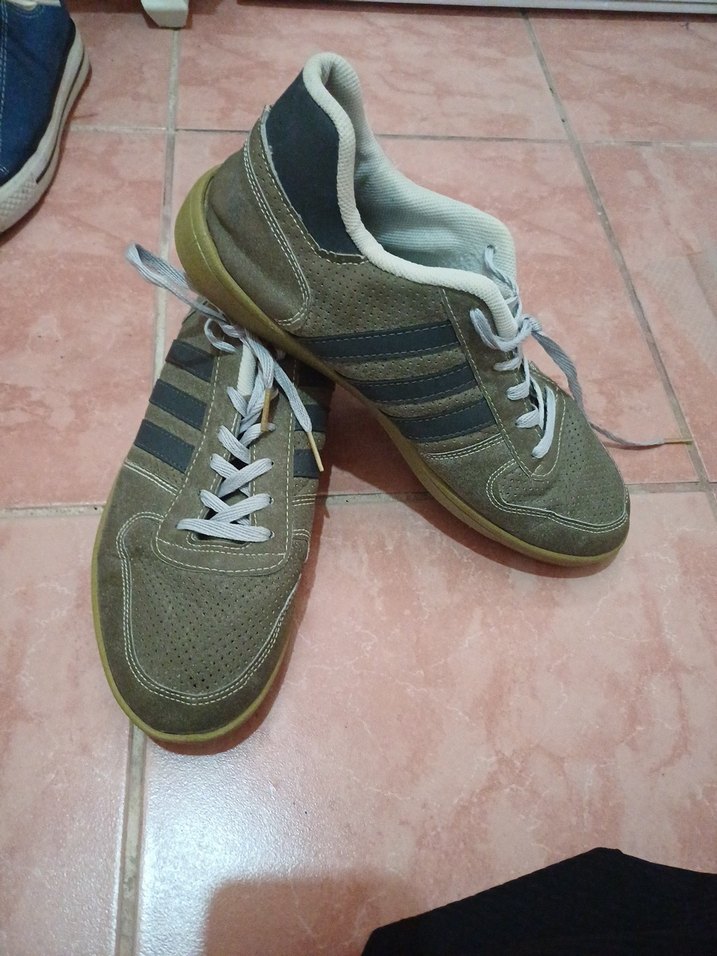 Gri Erkek Spor Ayakkabı Bağcıkları - Görsel 4