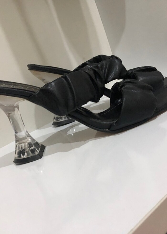 Topuklu terlik - Görsel 3