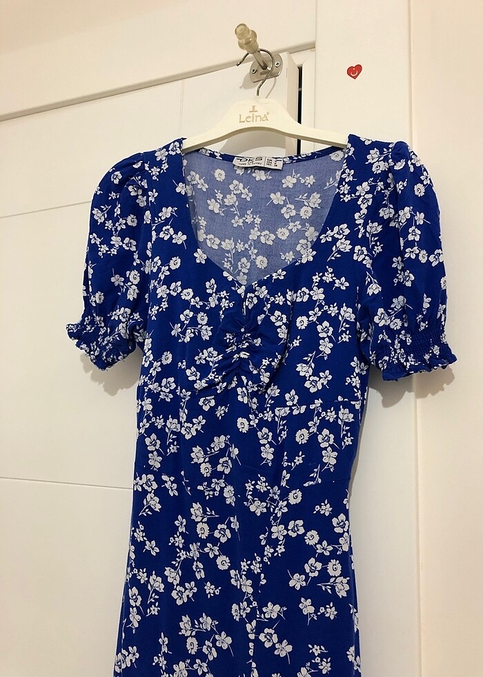 Yırtmaçlı elbise - Görsel 2