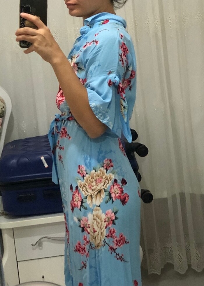 Çiçekli elbise - Görsel 3