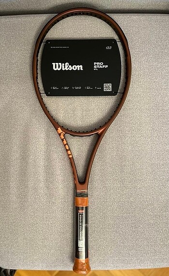 Wilson Pro Staff 97L v14 Tenis Raketi