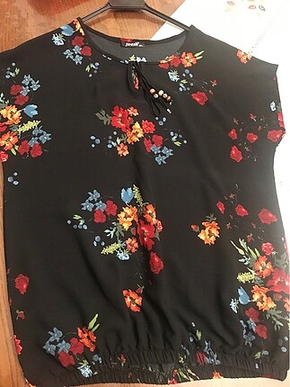 xl Beden Çiçekli bluz