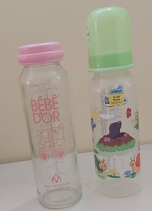 Iki adet biberon
