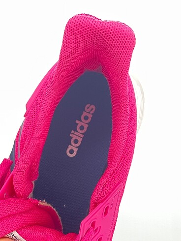35 Beden çeşitli Renk Adidas Spor Ayakkabı %70 İndirimli.