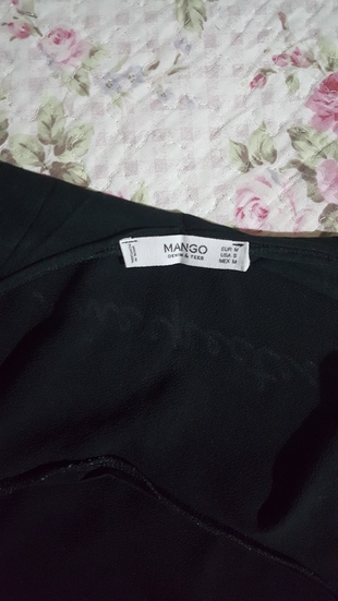 Mango atlet siyah üst giysi