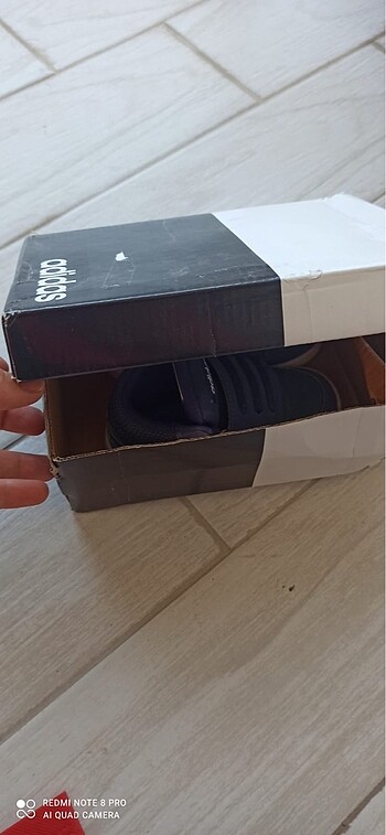 23 Beden Adidas çocuk ayakkabı