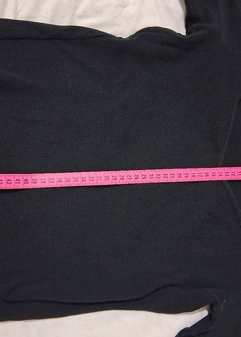 Kalp Yaka Siyah Kadın Pamuklu üst - Görsel 4