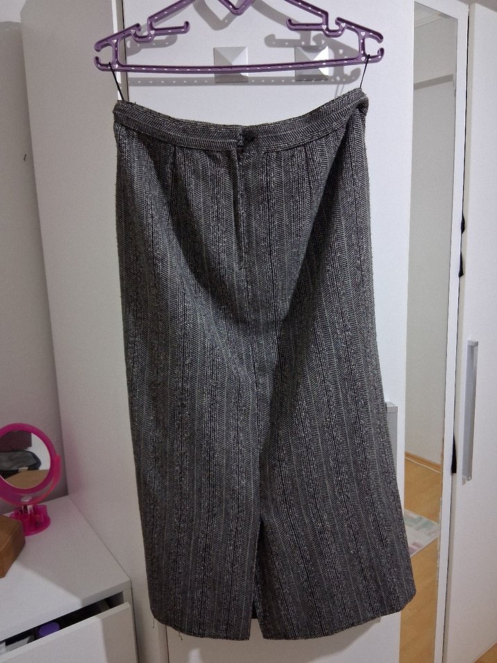 Astarlı kalın kışlık midi etek - Görsel 3