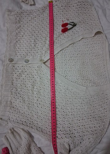 Nakışlı Beyaz Örgü Crop Hırka - Görsel 5