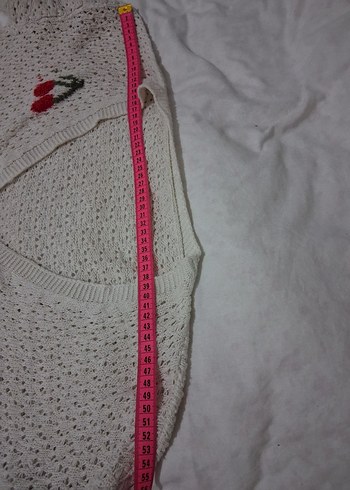 Nakışlı Beyaz Örgü Crop Hırka - Görsel 6