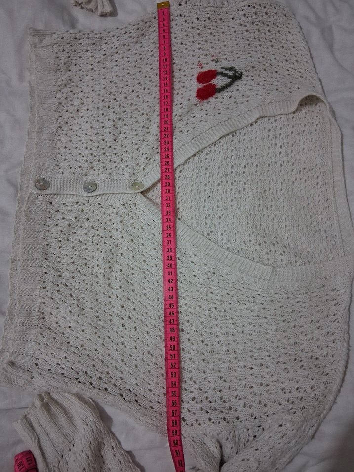 Nakışlı Beyaz Örgü Crop Hırka - Görsel 5