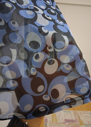 Kısa Kollu Mavi Batik Desenli Tül Üst - Görsel 4