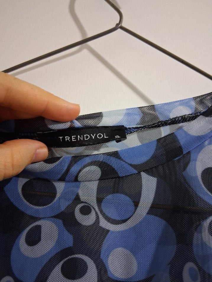 Kısa Kollu Mavi Batik Desenli Tül Üst - Görsel 2