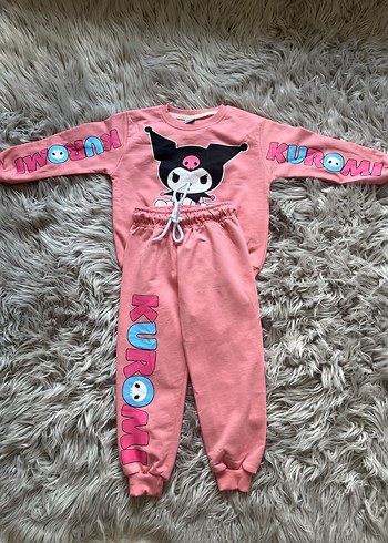 4 Yaş Beden pembe Renk Kız Çocuk Pembe Kuromi Baskılı Eşofman Takımı
