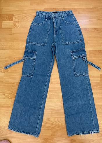 Kadın Mavi Bol Kesim Kemerli Jean Pantolon
