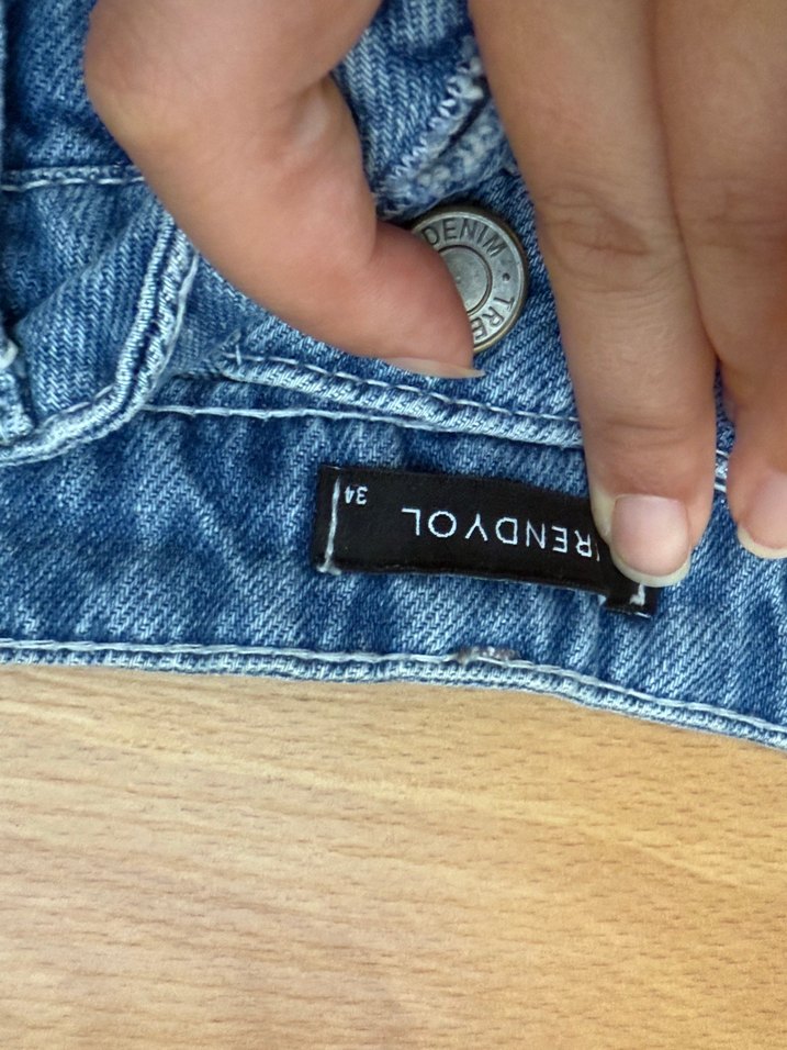 Kadın Mavi Bol Kesim Kemerli Jean Pantolon - Görsel 3