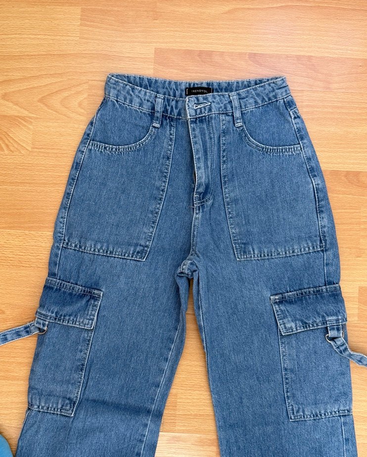 Kadın Mavi Bol Kesim Kemerli Jean Pantolon - Görsel 2