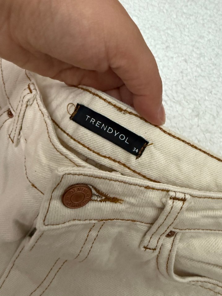 Bej Kadın Bol Kesim Kot Pantolon - Görsel 3