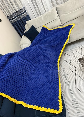 Sarı Kenarlı Mavi Battaniye - Görsel 2