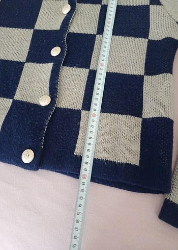 Düğmeli Kareli Midi Hırka - Görsel 4