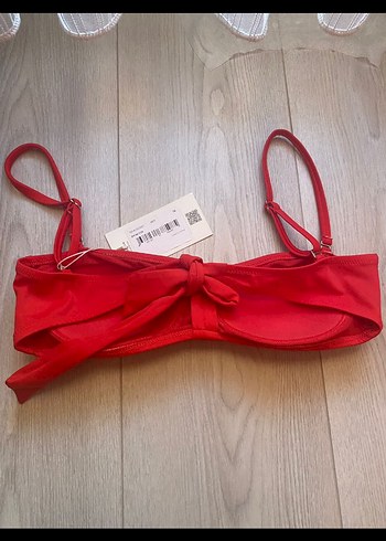 36 Beden Kırmızı Mini Strappy Bikini Üstü