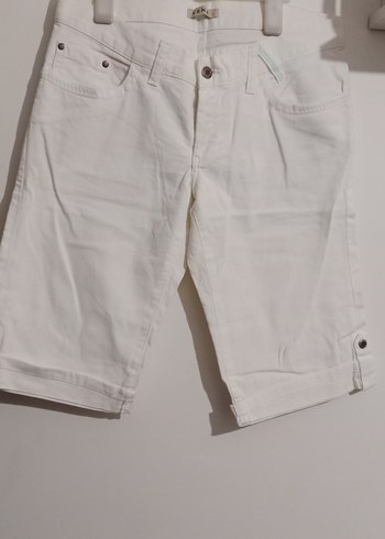 Kadın Beyaz Bermuda Şort Pamuk - Görsel 2
