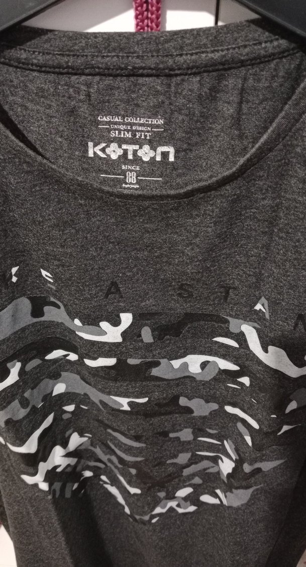 Gri Kamuflaj Desenli Kemerli Erkek Tişört - Görsel 3