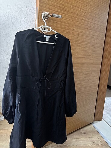 l Beden siyah Renk H&M siyah elbise