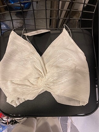 Zara orijinal etiketli crop top