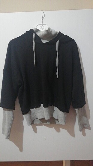 Kapüşonlu sweat