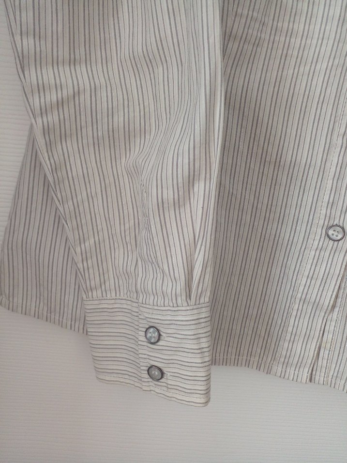 Bej Düğmeli Keten Kadın Gömlek - Görsel 5