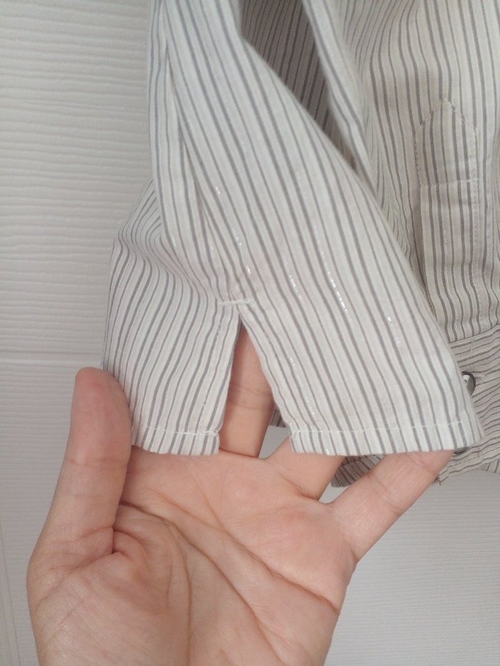 Bej Düğmeli Keten Kadın Gömlek - Görsel 4