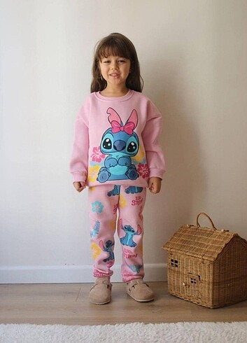 Stitch eşıfman takımı