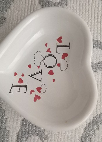 Beyaz Kalp Şeklinde  Tabak Seti - Görsel 6