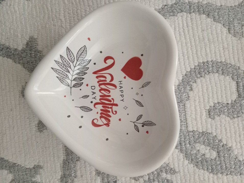 Beyaz Kalp Şeklinde  Tabak Seti - Görsel 5