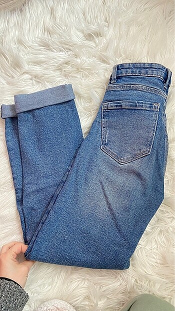 32 Beden mavi Renk kot pantalon