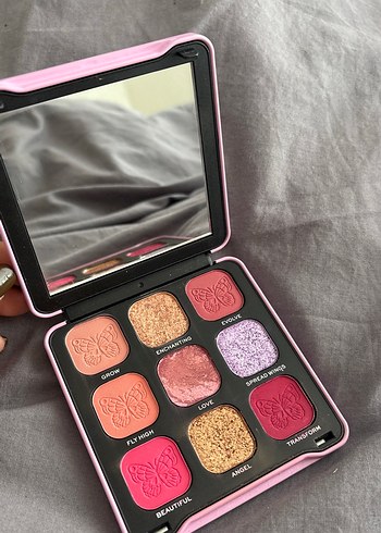 Kelebek Desenli Pembe Göz Farı Paleti - Görsel 2