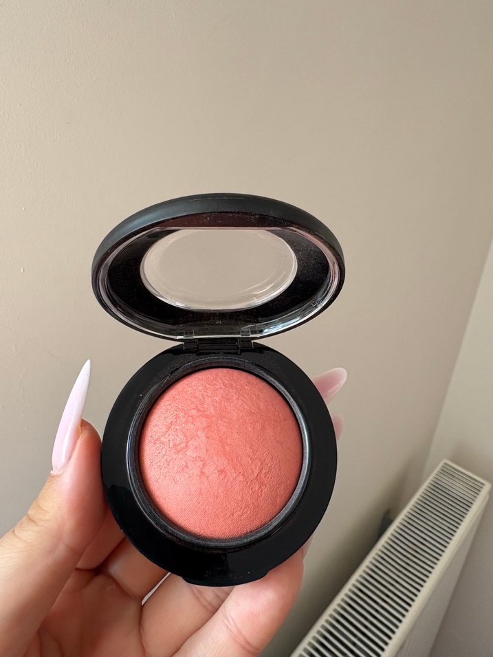 MAC Bej Tonlu Allık - Görsel 2