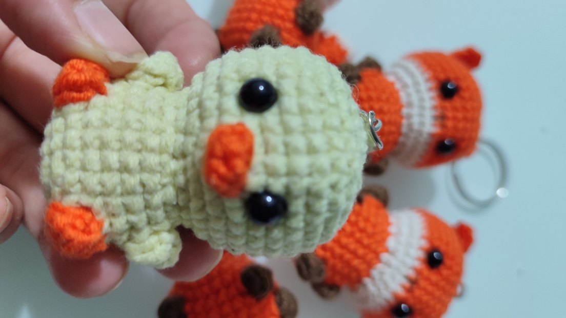 Bej Örgü Kedi Anahtarlık - Görsel 5