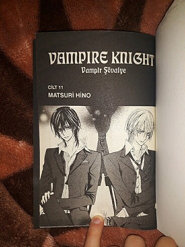 Beden Renk Vampire Knight 11 (Matsuri Hino)