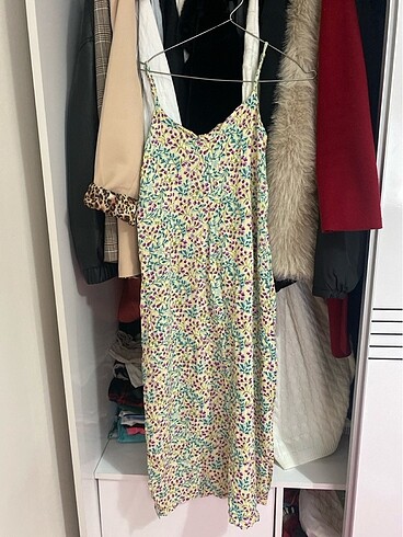 Trendyol & Milla Çiçekli elbise