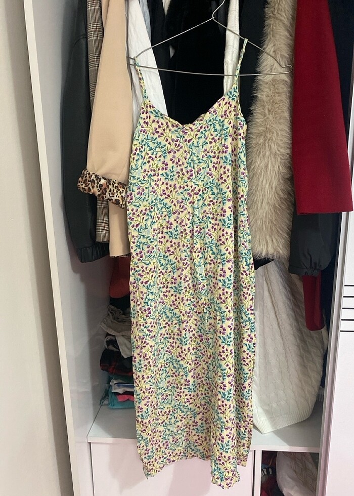 Çiçekli elbise - Görsel 2