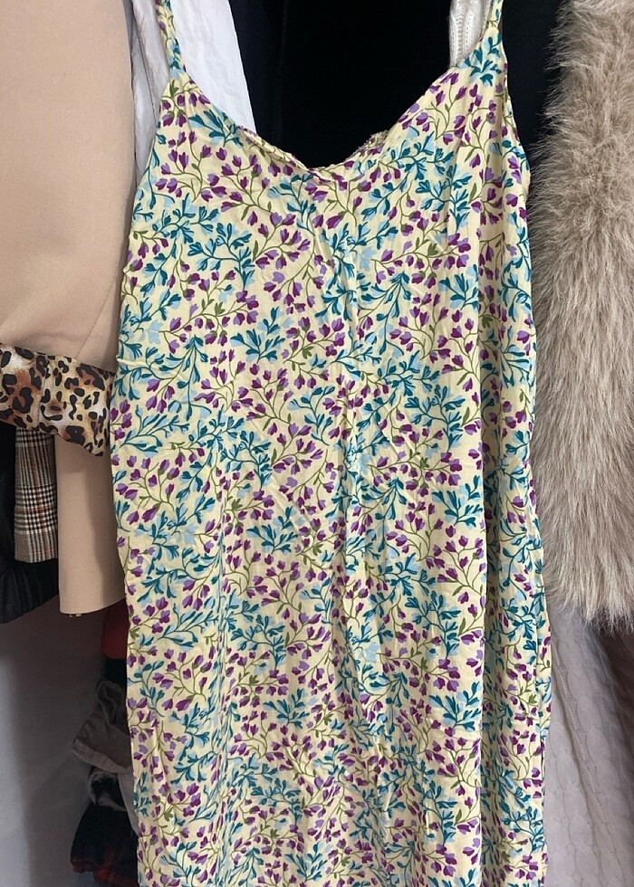 Çiçekli elbise - Görsel 3