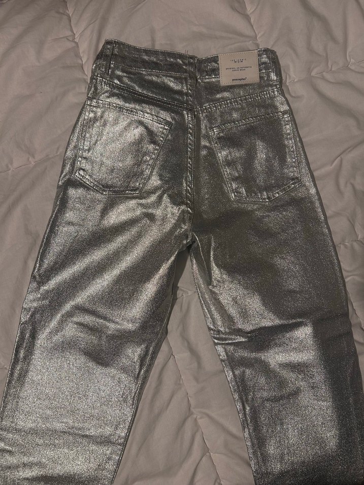 Sokak Stili Parlak Siyah Deri Pantolon - Görsel 3