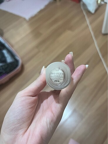 Beden Fenty beauty fondöten