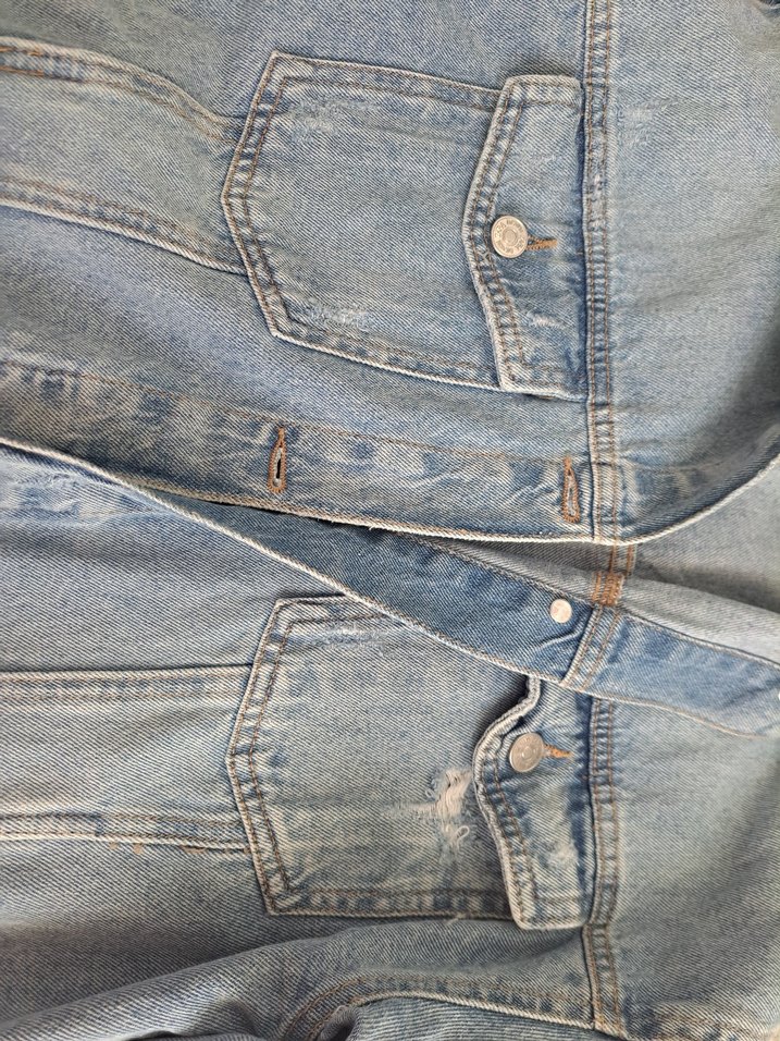 Düğmeli Rahat Kesim Kadın Kot Ceket - Görsel 4