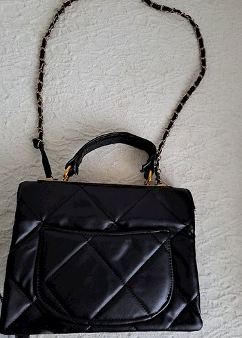 Siyah Deri Zincir Detaylı Kadın Çanta - Görsel 2