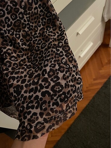 Stradivarius leopar desenli tül elbise