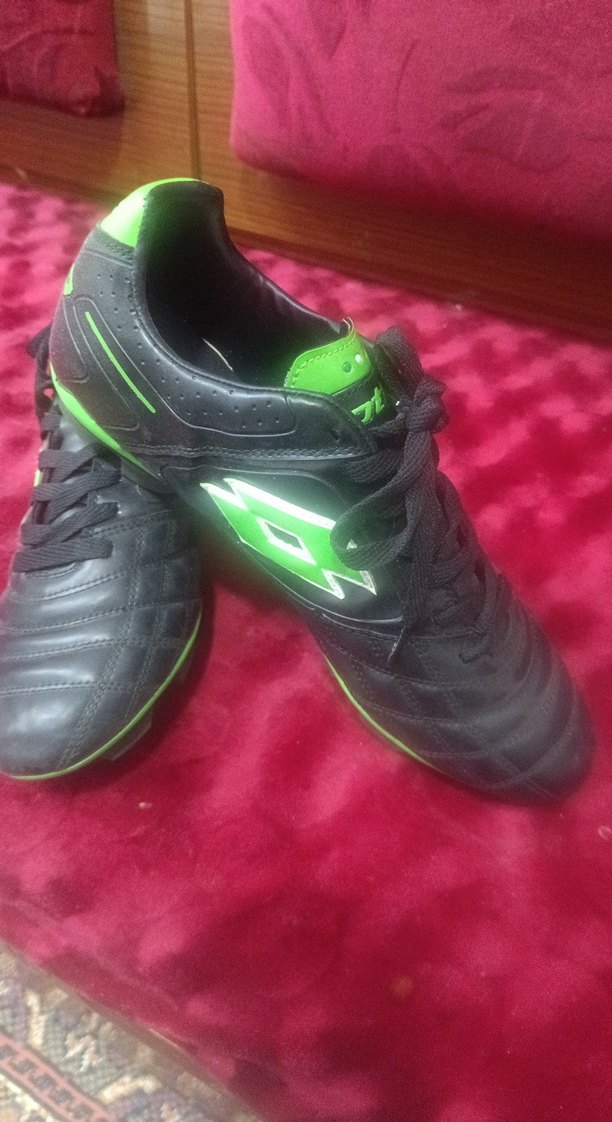 Erkek Spor Ayakkabısı Siyah Yeşil Cırtlı - Görsel 3