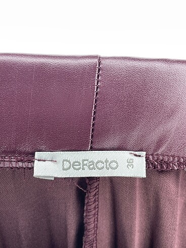 36 Beden bordo Renk Defacto Mini Etek %70 İndirimli.